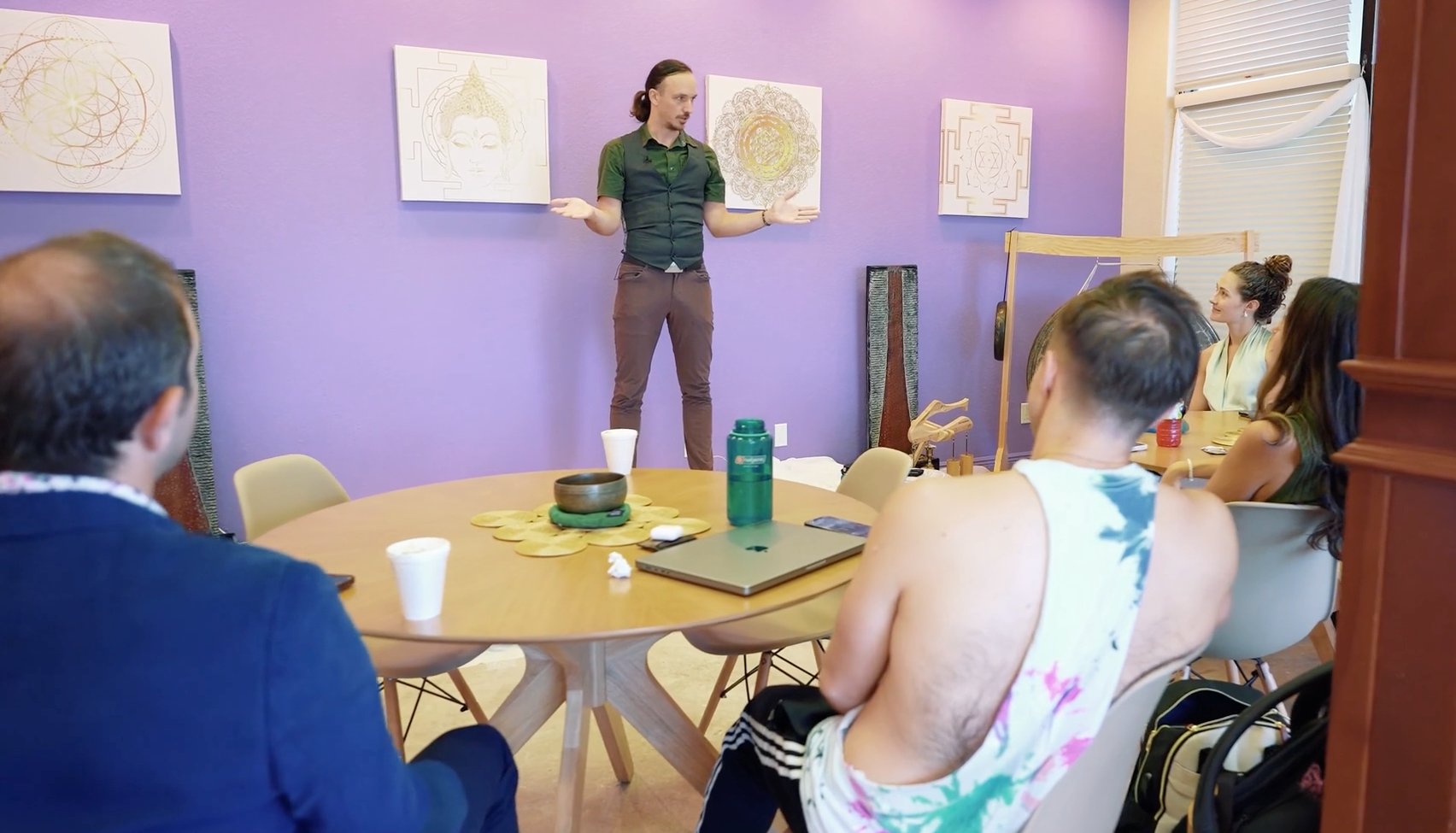 Kyle Gray working with a group